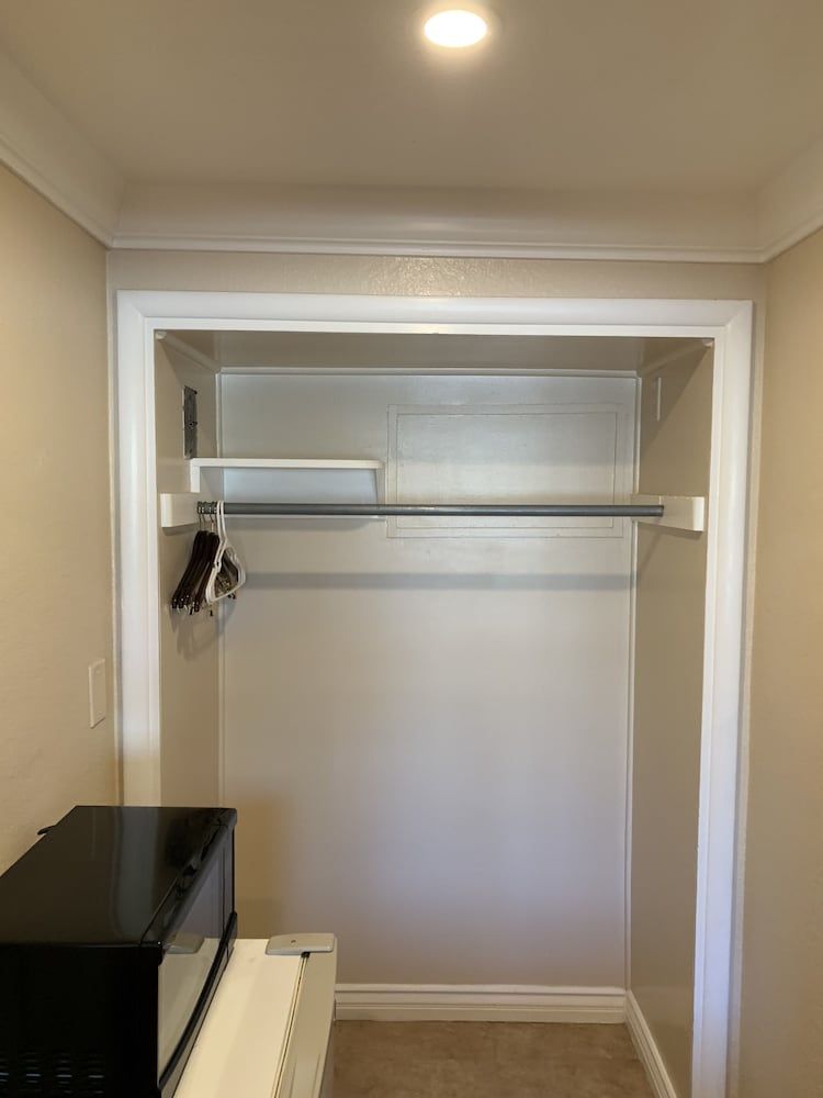 A-1 Budget Motel Standard Room, 1 Queen Bed 31