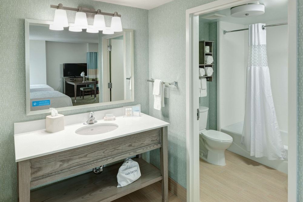 Room, 2 Queen Beds, Accessible, Ocean View (Hearing)