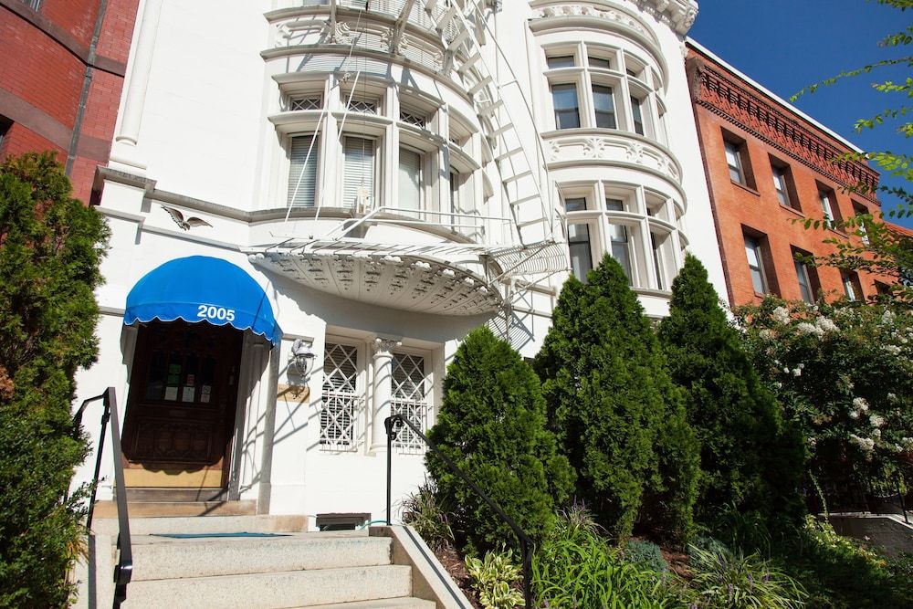 undefined American Guest House 6