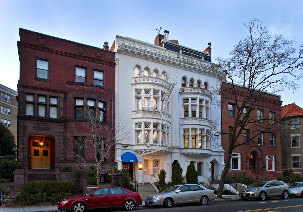 undefined American Guest House 9