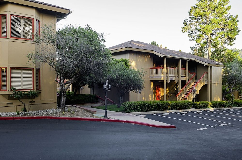 undefined Comfort Inn Monterey Peninsula Airport 7