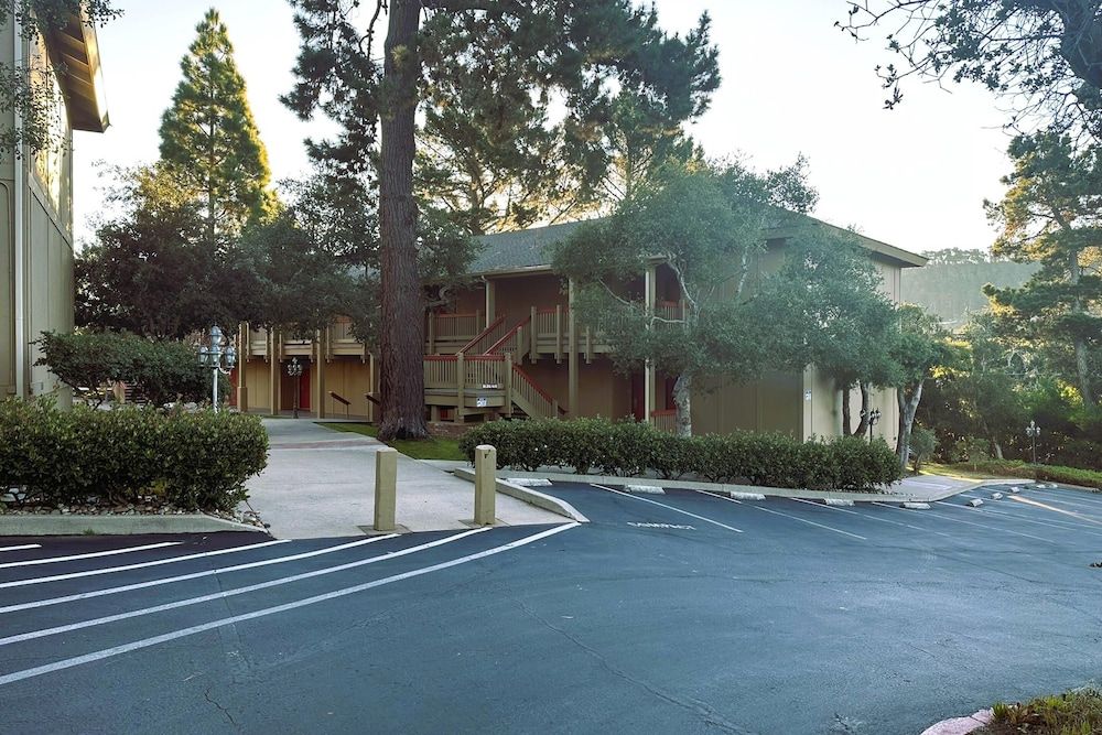 undefined Comfort Inn Monterey Peninsula Airport 9