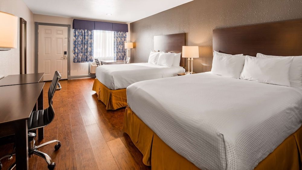 Standard Room, 2 Queen Beds, Non Smoking, Refrigerator & Microwave