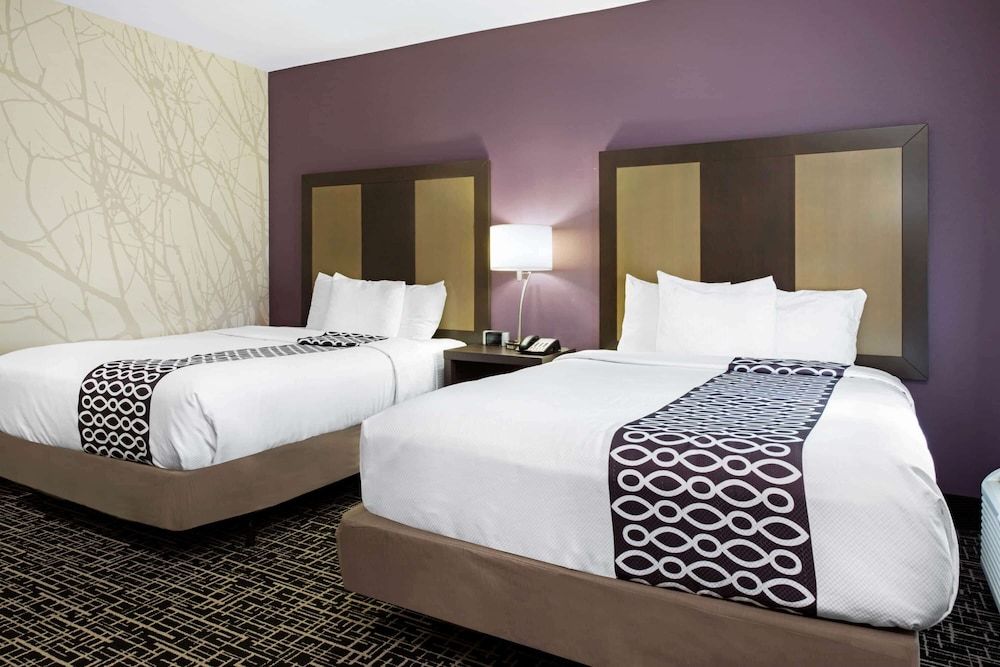 Room, 2 Queen Beds, Accessible, Non Smoking (Mobility Accessible)