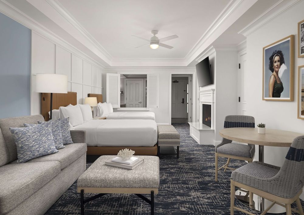Oceanview Villa Room 2 Queen Mob/Hear Acc Ris
