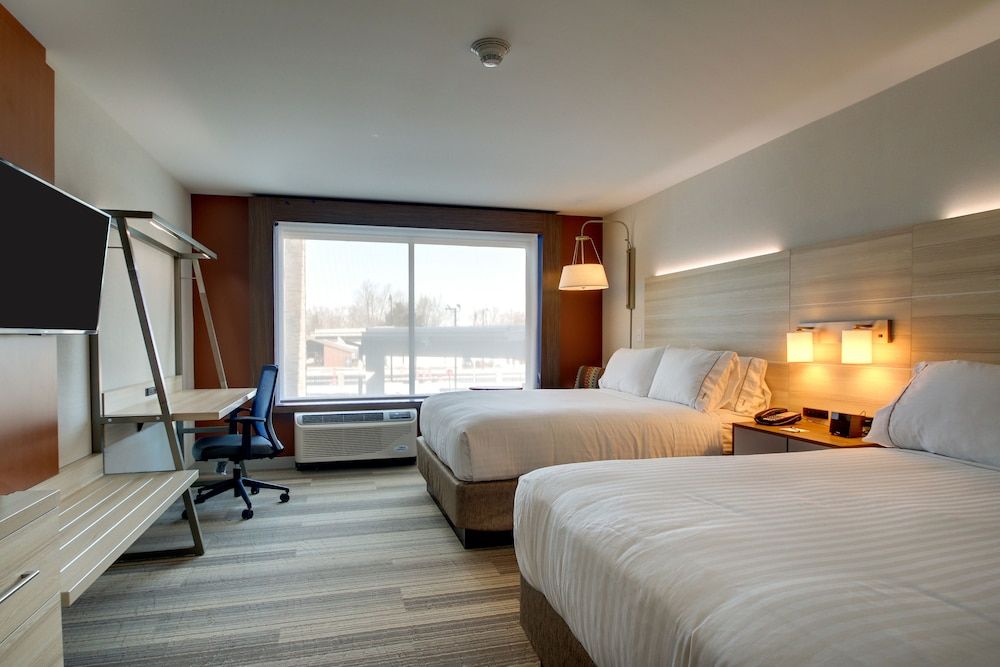 Standard Room, 2 Queen Beds, Accessible Bathtub (Communications, Mobility)