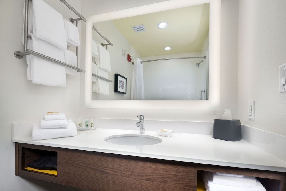 Suite, 1 King Bed