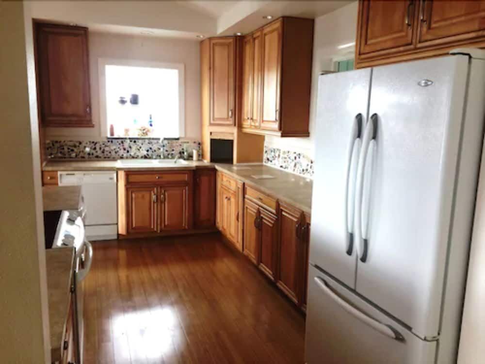 Longliner Lodge and Suites Master Suite 4