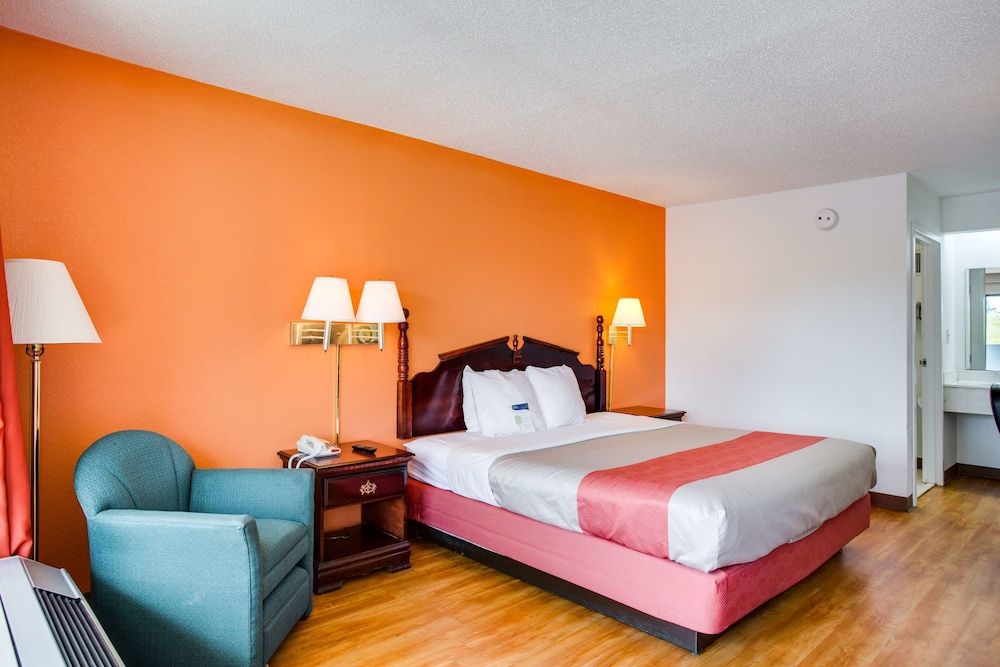 Motel 6 White House, TN