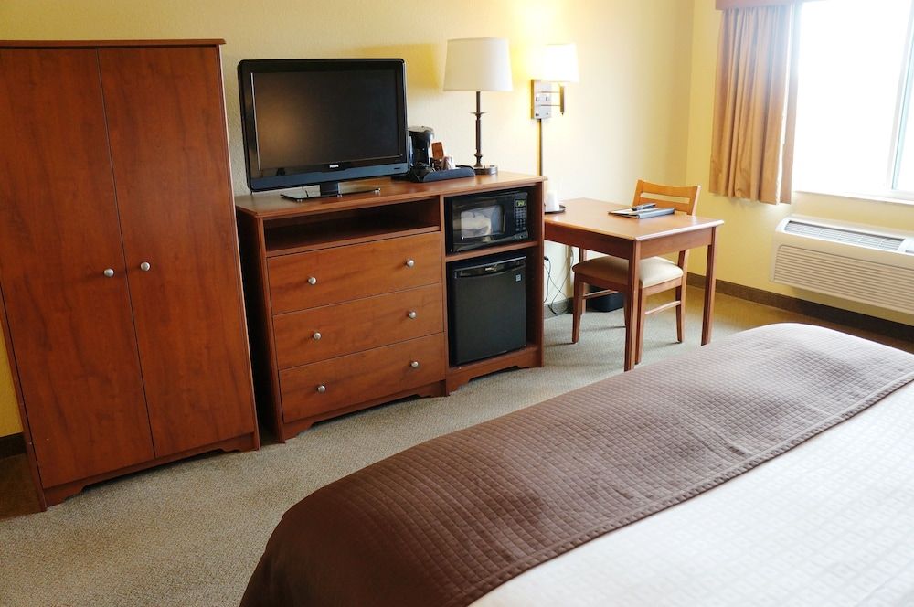 Room, 1 King Bed, Accessible, Non Smoking