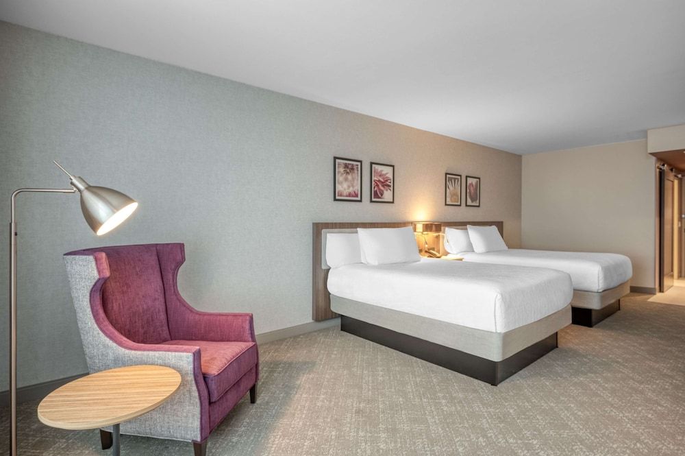 Room, 2 Queen Beds, Non Smoking (Drinks/ Snacks)