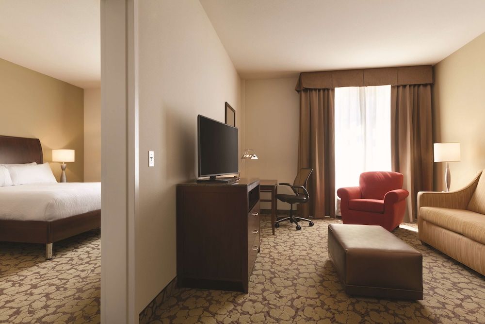King, Suite, Accessible, Bathtub