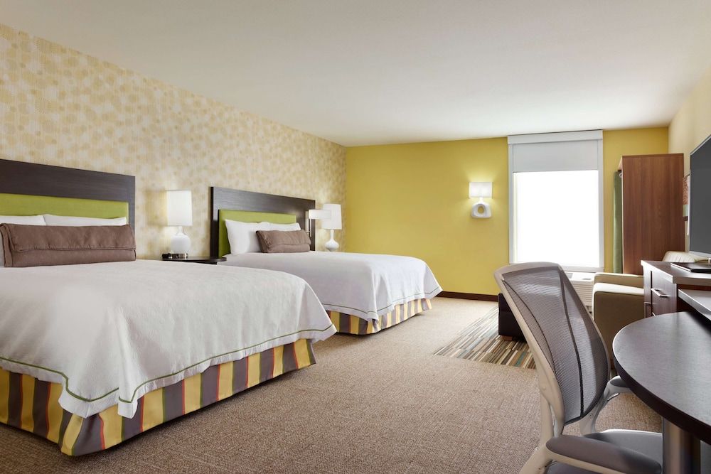 Studio, 2 Queen Beds, Accessible, Bathtub