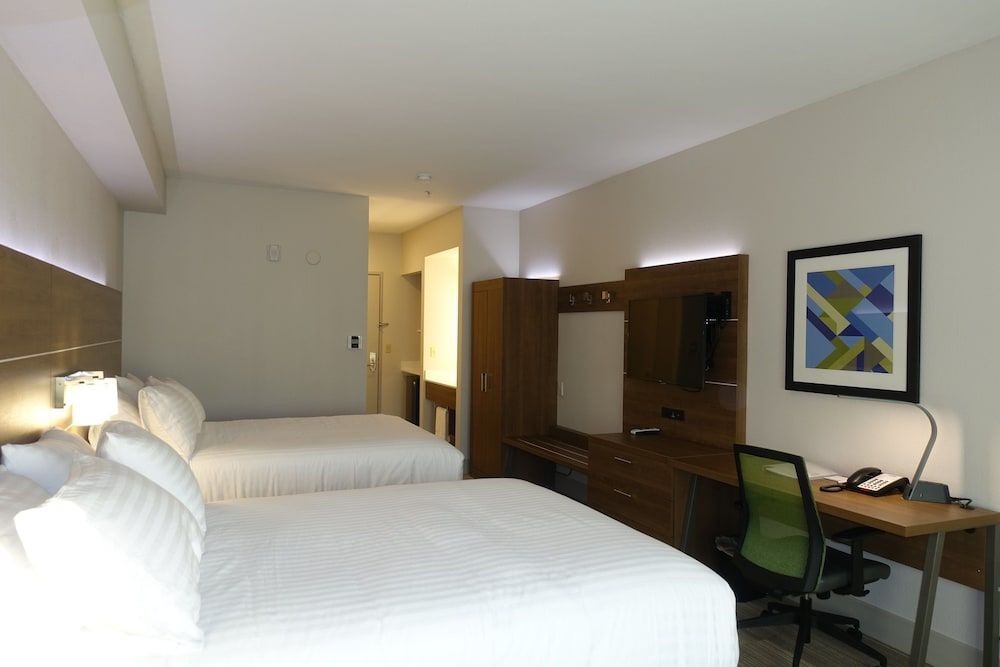 Standard Room, 2 Queen Beds