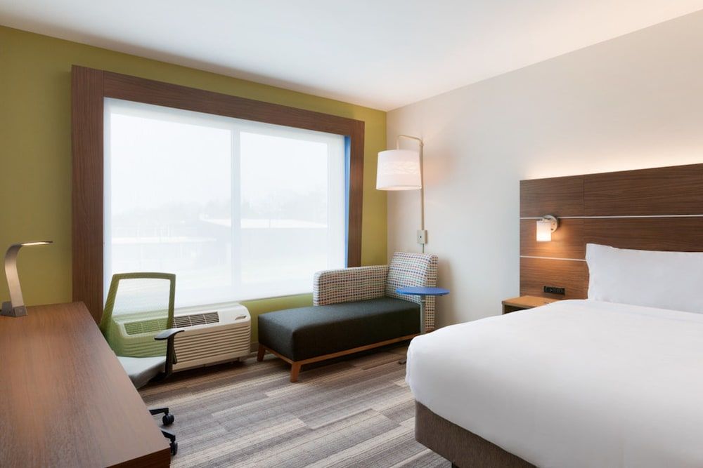 Suite, Multiple Beds