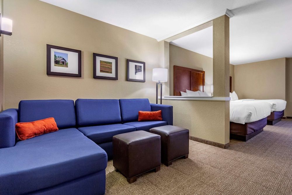 Room, 2 Queen Beds, Non Smoking