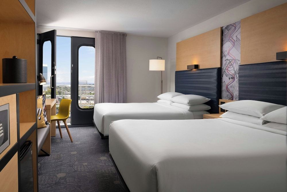 Room, 2 Queen Beds, Non Smoking (Mobility Accessible, Tub)