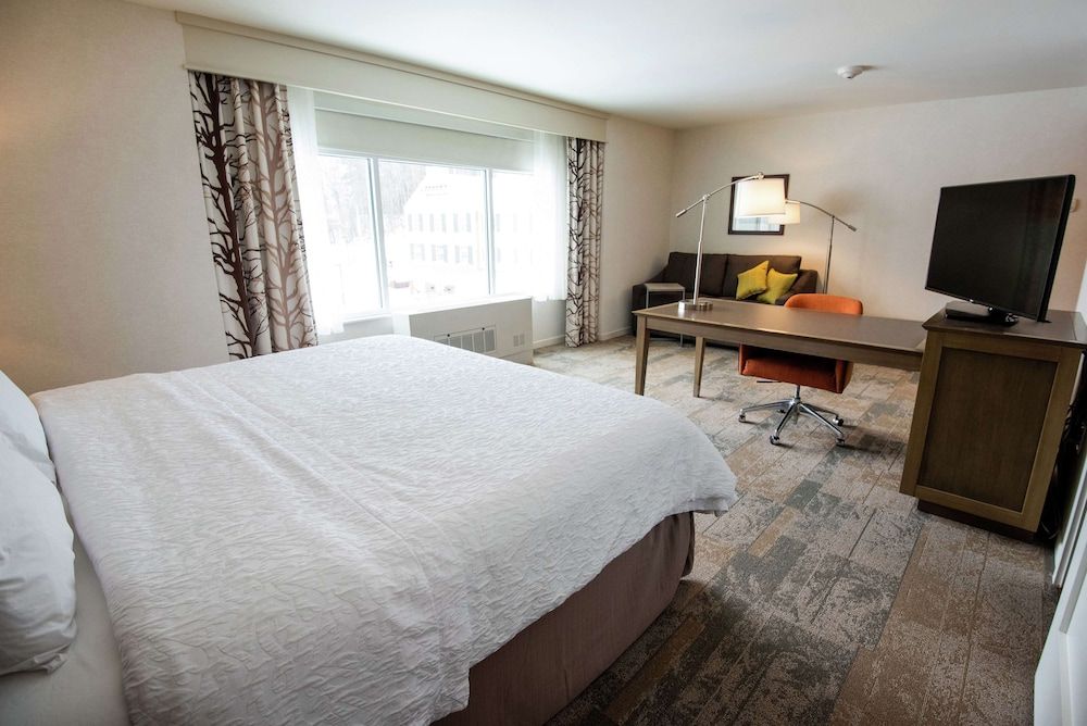 Studio, 1 King Bed, Accessible, Non Smoking (Hearing)