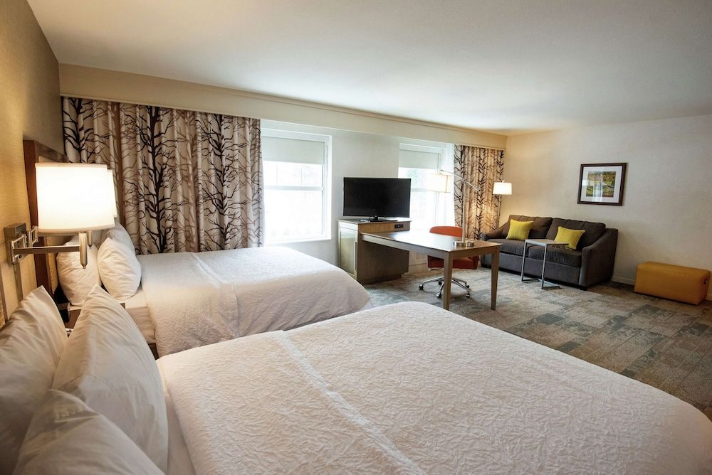 Studio, 2 Queen Beds, Accessible, Bathtub (Mobility & Hearing)