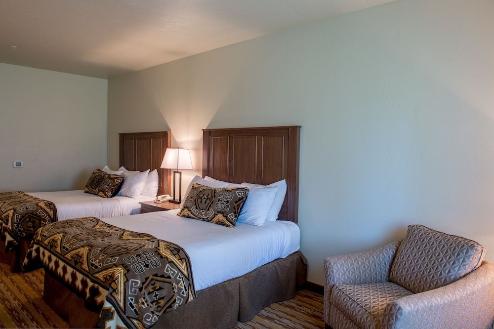 Cedar Creek Lodge and Conference Center Standard Room, 2 Queen Beds 2