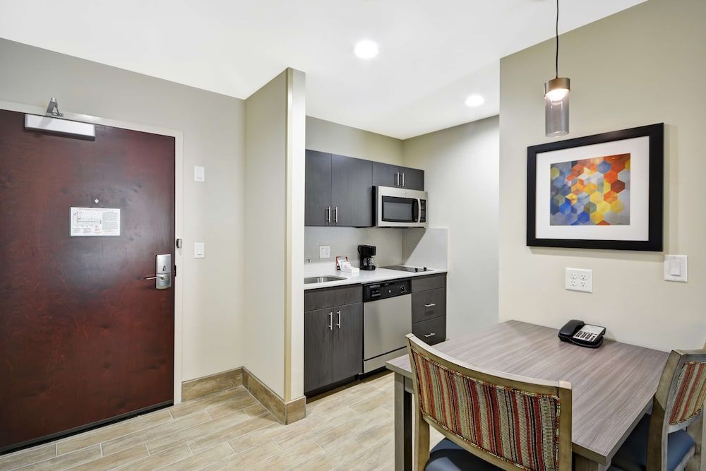 Homewood Suites by Hilton Orlando Theme Parks Studio Suite, 1 King Bed 4