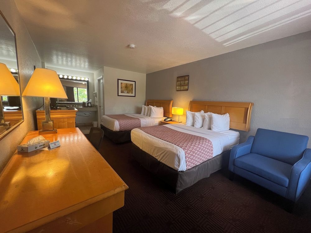 Garden Inn Homestead Superior Double Room, 2 Double Beds