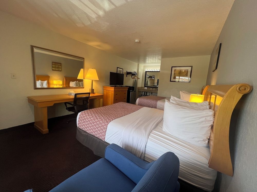 Garden Inn Homestead Superior Double Room, 2 Double Beds 2