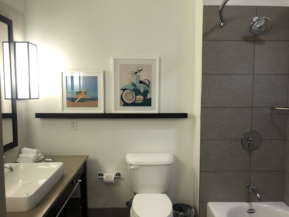 SunCoast Park Hotel Anaheim Resort, Tapestry by Hilton Room, 2 Queen Beds 10