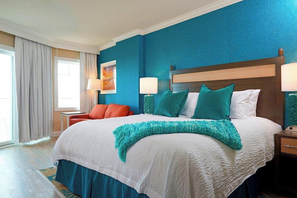 Studio Suite, 1 King Bed with Sofa bed, Non Smoking, Balcony