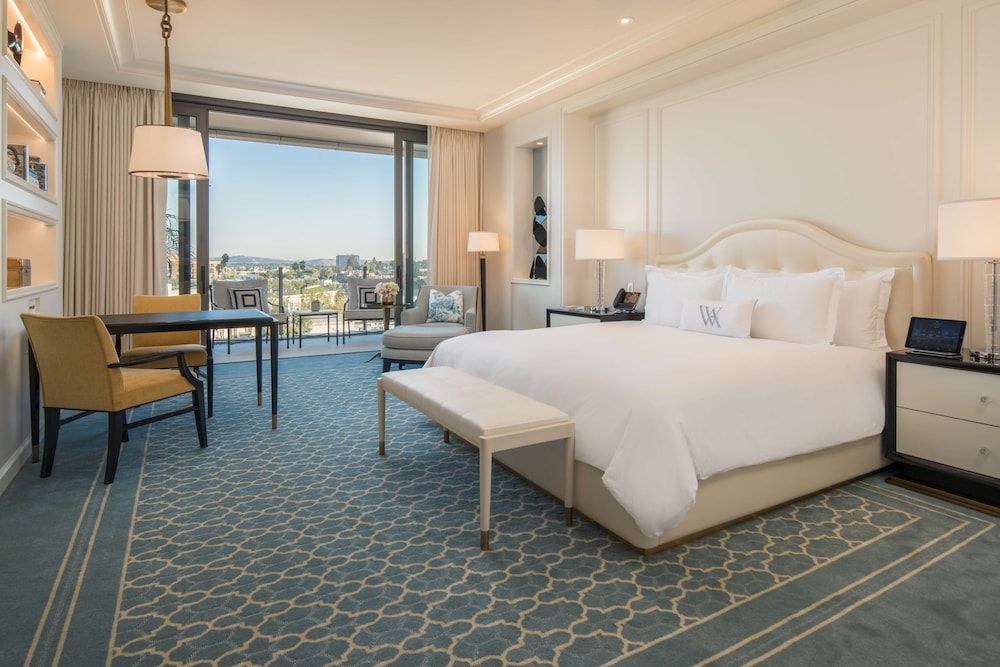 Waldorf Astoria Beverly Hills Deluxe Room, 1 King Bed, Accessible (Roll-in Shower)