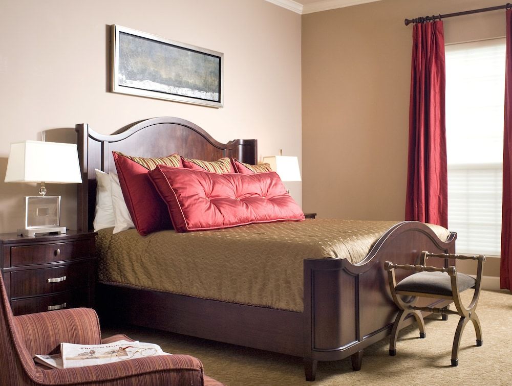 undefined La Maison in Midtown an urban B&B 4