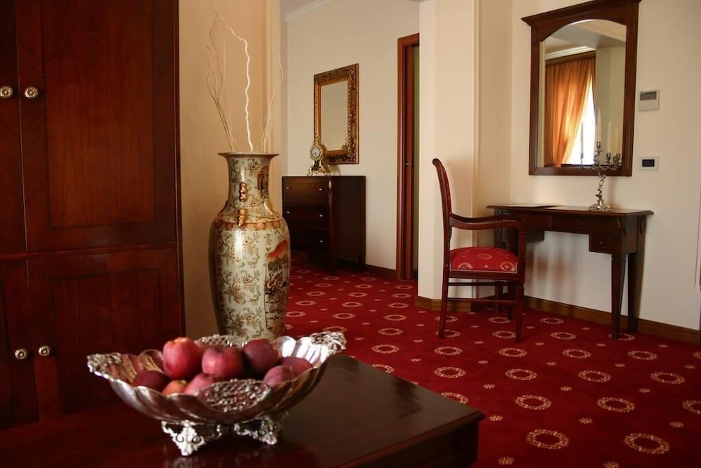 Grand Hotel Palace Suite 3