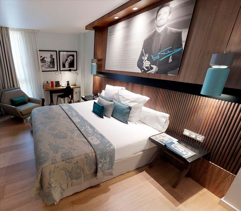 Zinema7 Standard Double Room 5