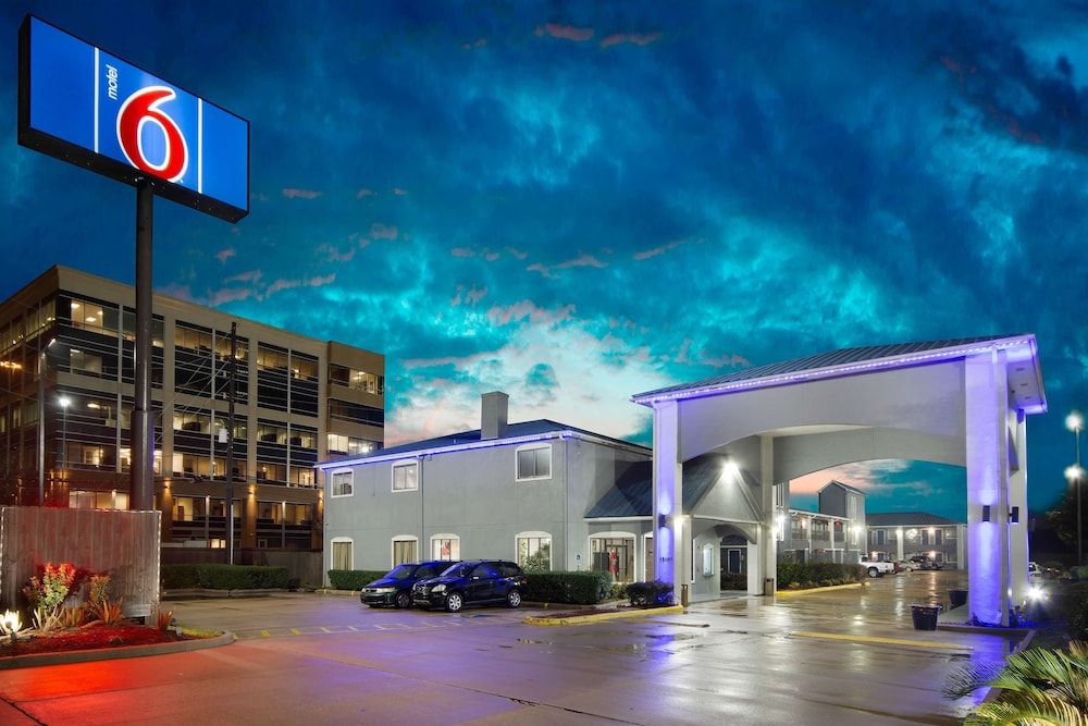 undefined Motel 6 Houston, TX - I-10 West 6