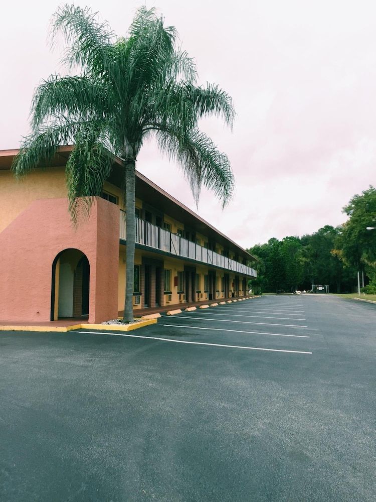 undefined The Keys 7