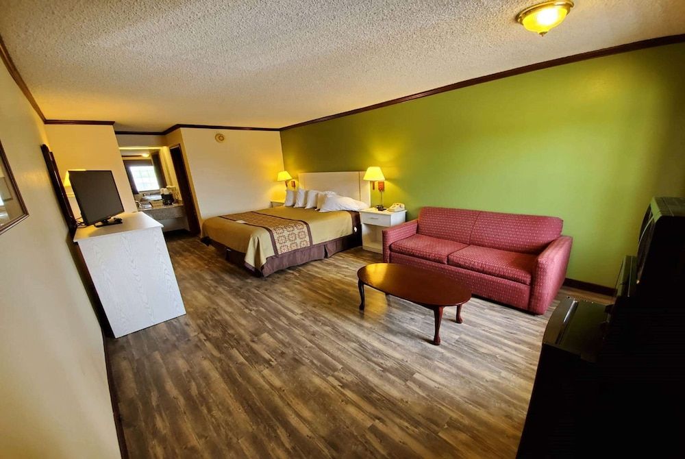 Business Room, 1 King Bed, Smoking