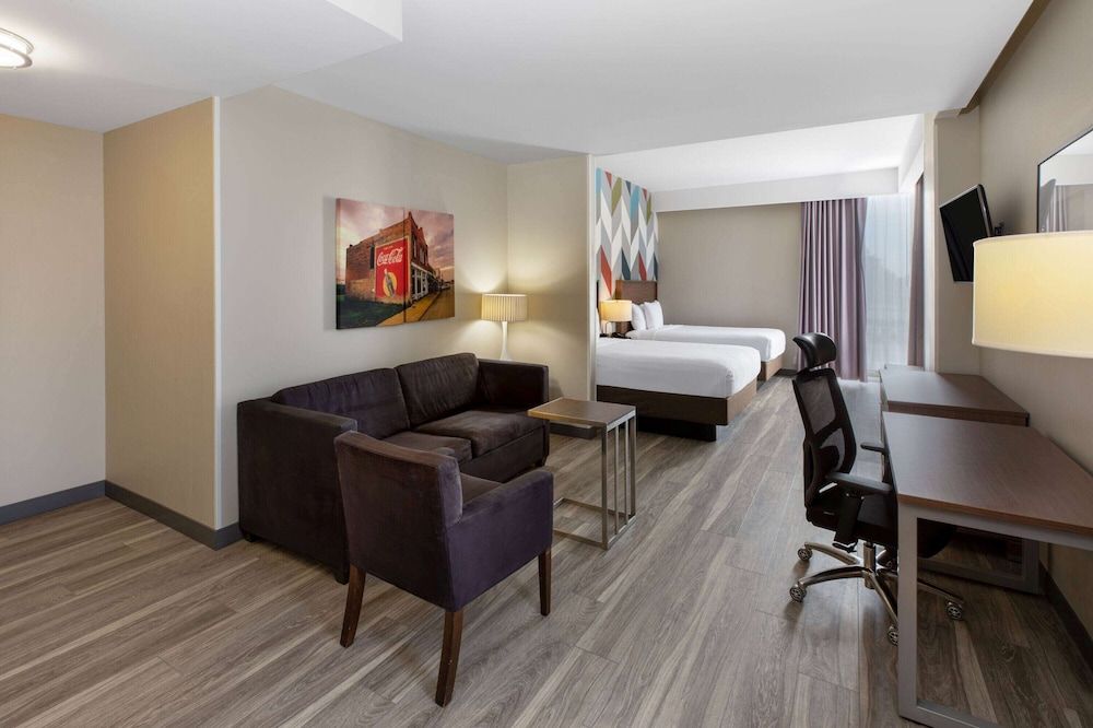 Studio Suite, 2 Queen Beds, Accessible, Non Smoking (Mobility, Roll-In Shower)