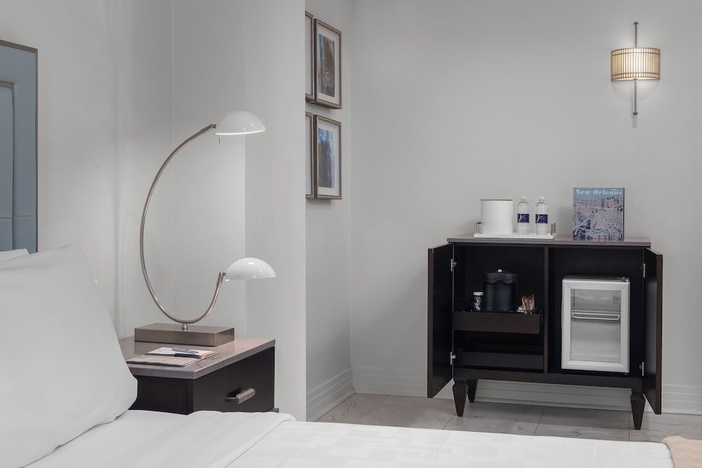 The Jung Hotel and Residences Room, 1 King Bed, Accessible 5