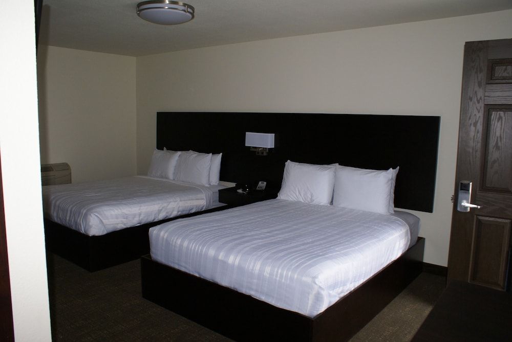Room, 2 Queen Beds, Non Smoking (upstairs)