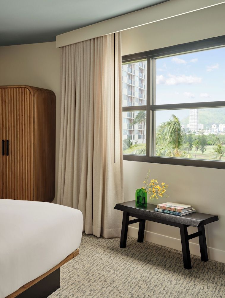 Romer House Waikiki Deluxe Room, 1 Queen Bed, Balcony