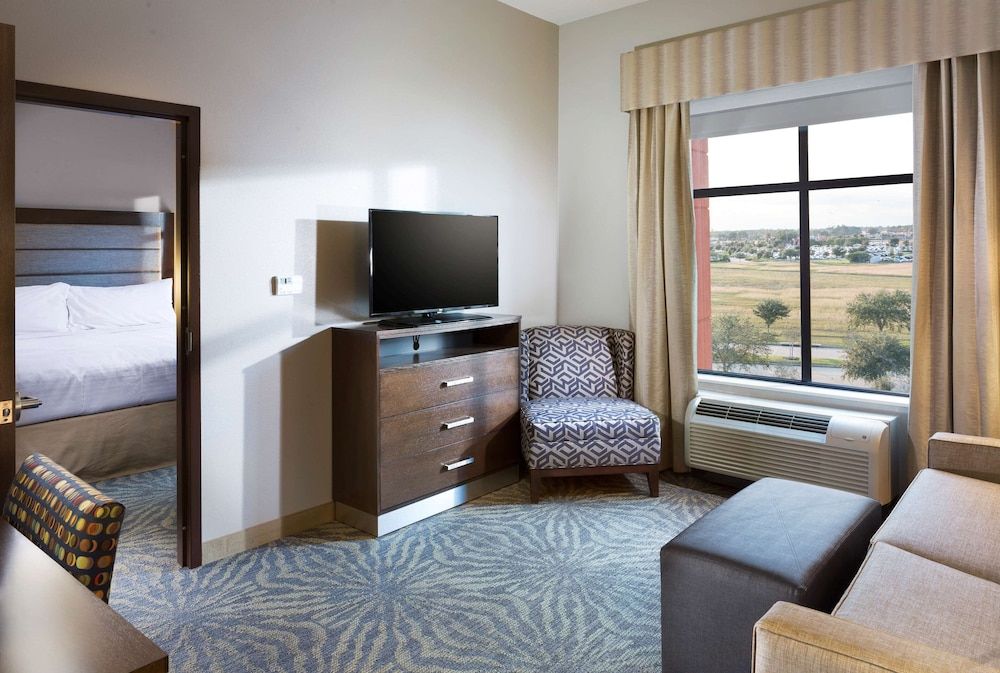 Suite, 2 Queen Beds, Accessible (Hearing)