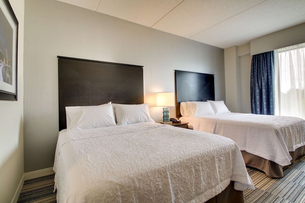 Room, 2 Queen Beds, Refrigerator & Microwave