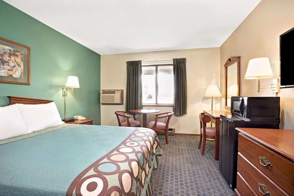 Room, 1 Queen Bed, Accessible, Non Smoking (Mobility Accessible)