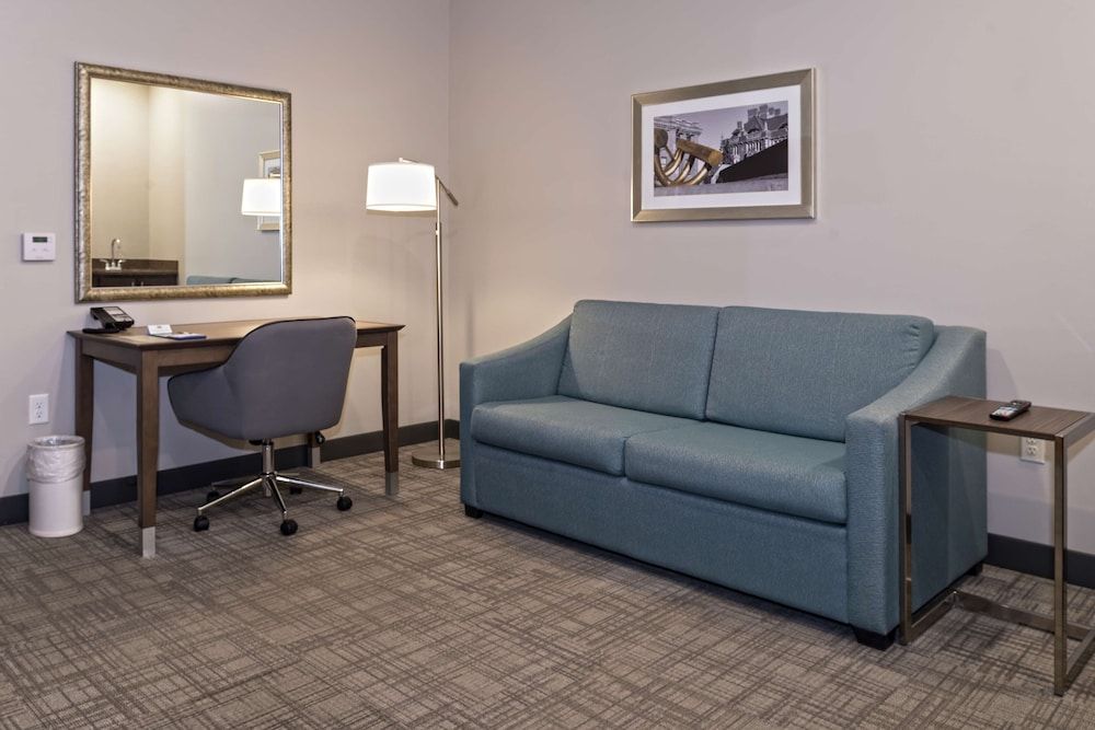 Suite, 1 King Bed, Non Smoking, Refrigerator & Microwave