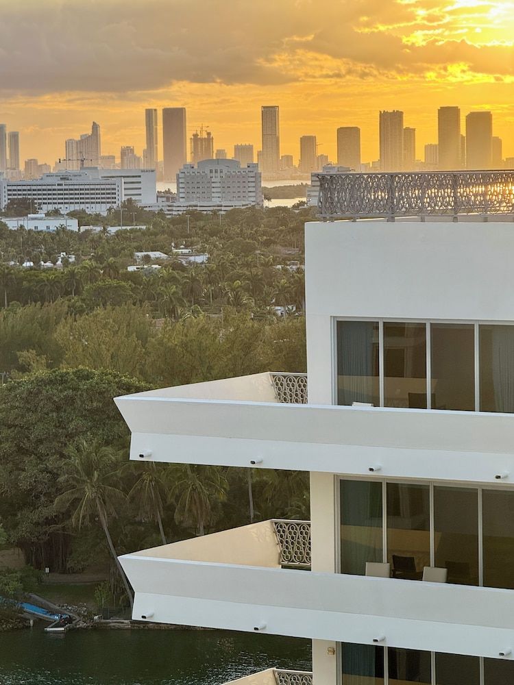 undefined Nobu Hotel Miami Beach 6