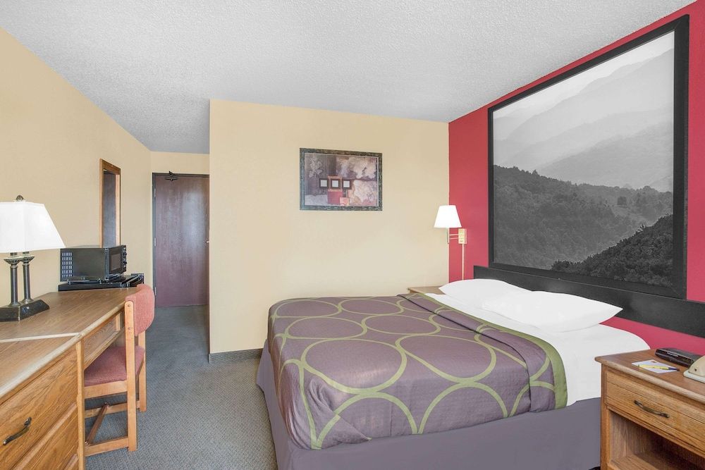 Room, 1 Queen Bed, Non Smoking