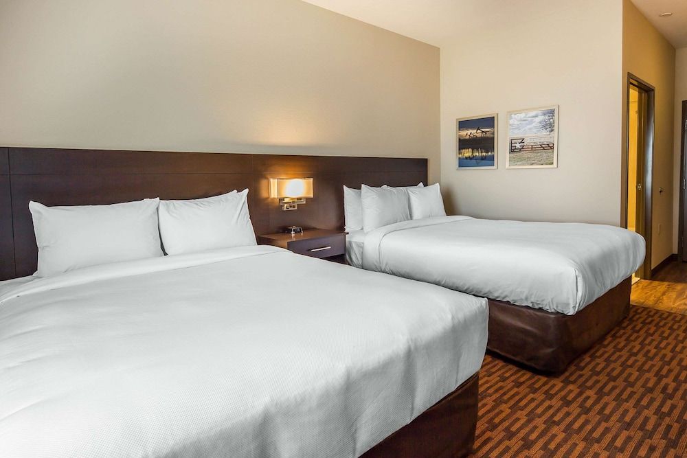 Room, 2 Queen Beds, Non Smoking (Efficiency)