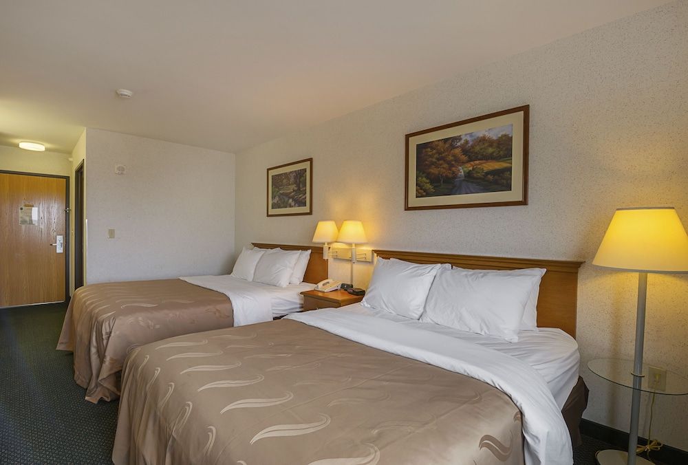 Standard Room, 2 Queen Beds, Non Smoking