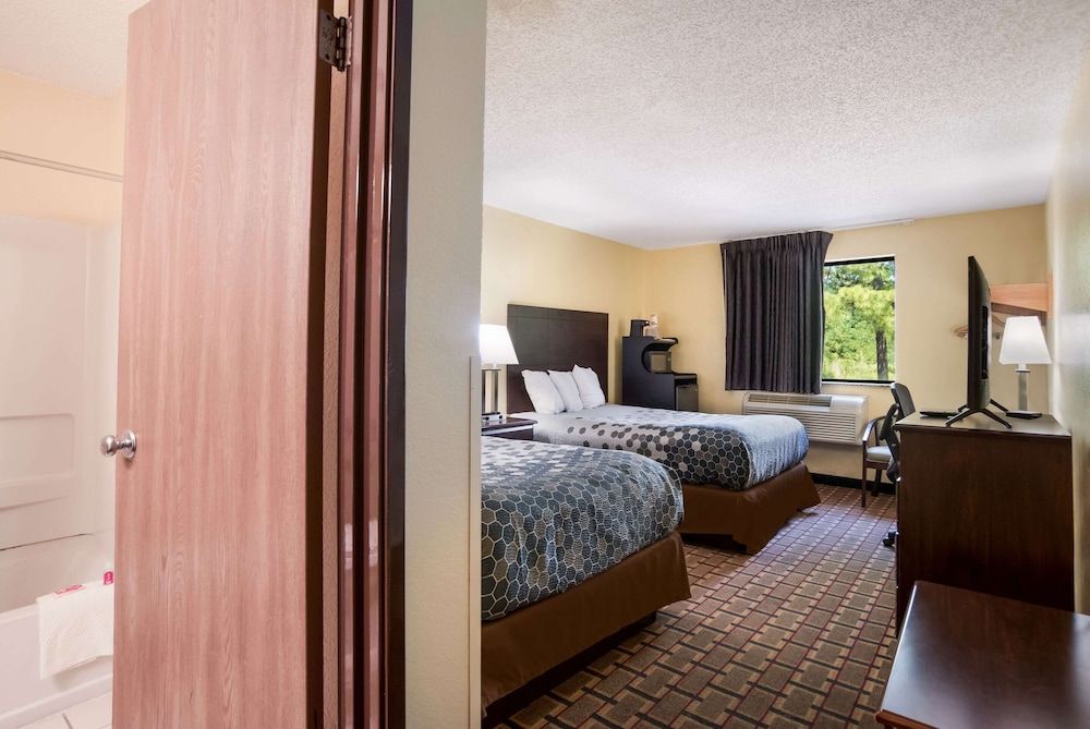 Standard Room, 2 Double Beds, Non Smoking