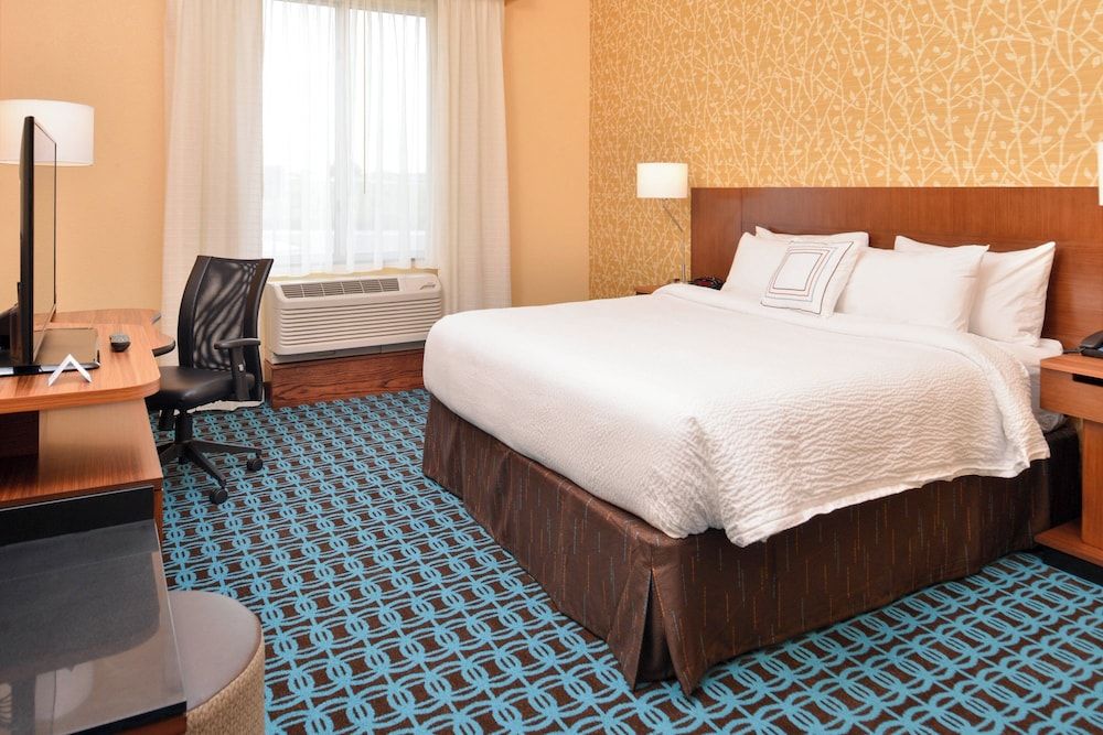 Room, 1 King Bed, Non Smoking